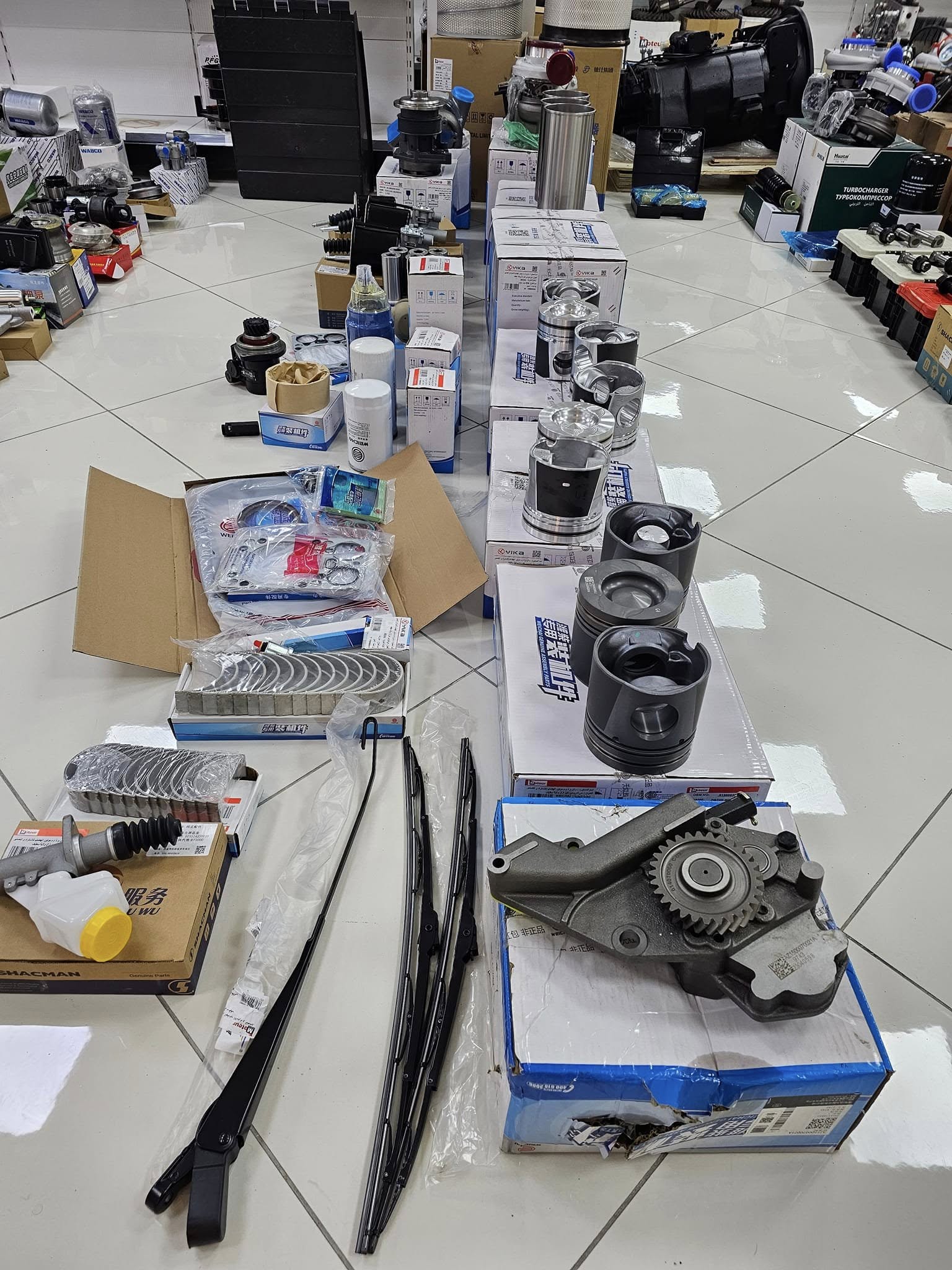 SHACMAN F2000 & L3000